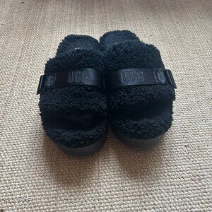 UGG Fluffita Women’s Black Sandals